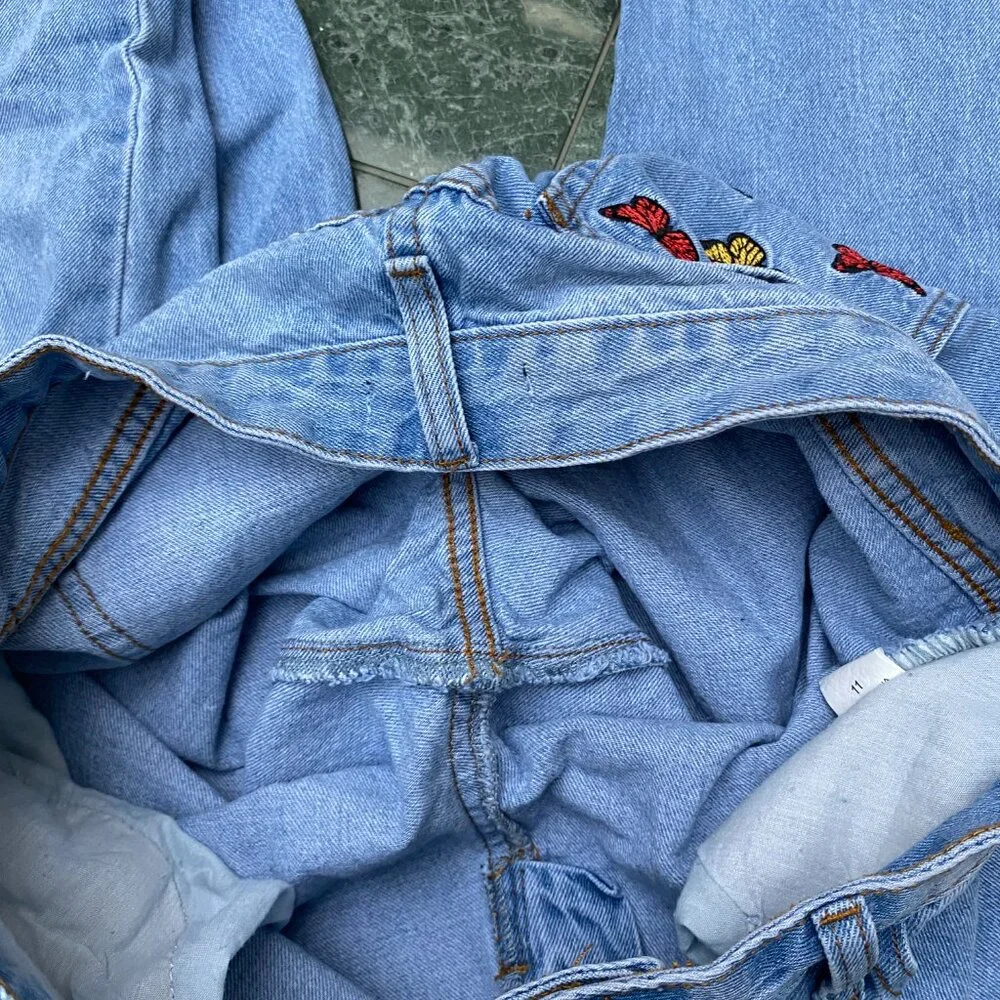 Butterfly Boyfriend jeans size 11 Strait Leg